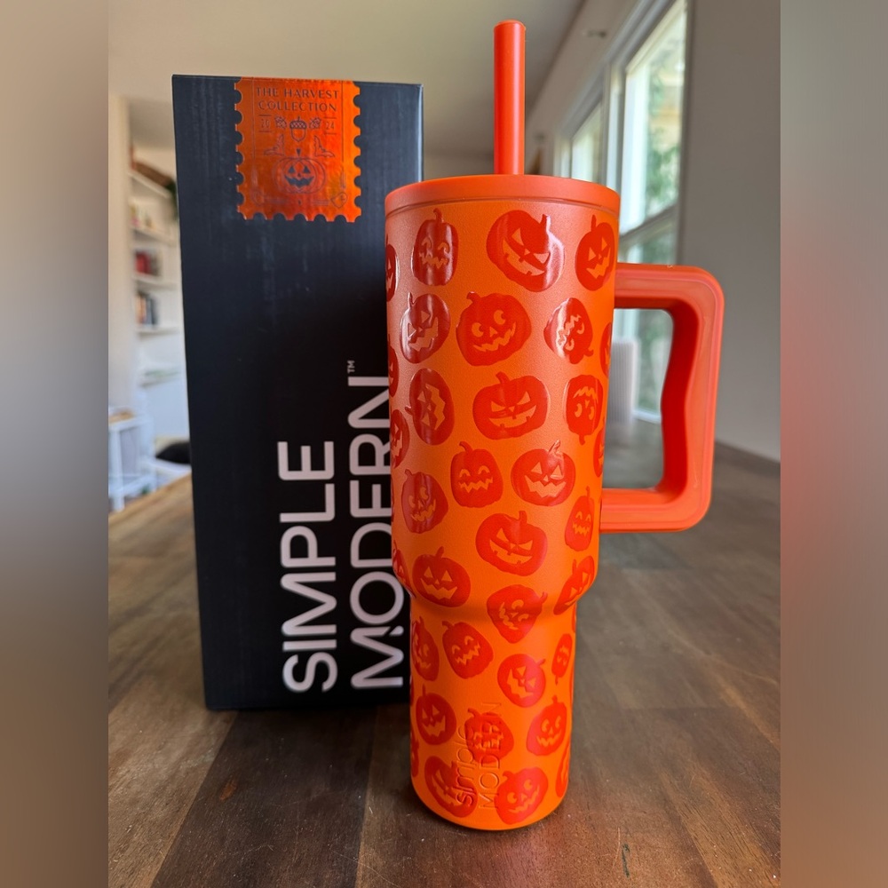 Simple Modern Harvest collection Pumpkins 40oz Signature Trek